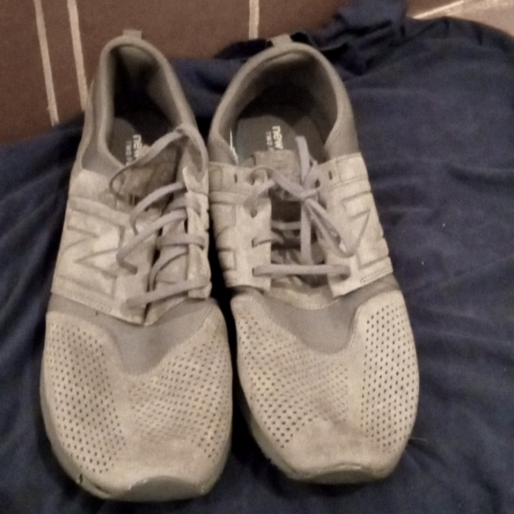 New Balance 247 revlite
